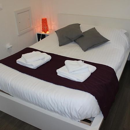 Residence Hoteliere Louise Страсбург Екстериор снимка
