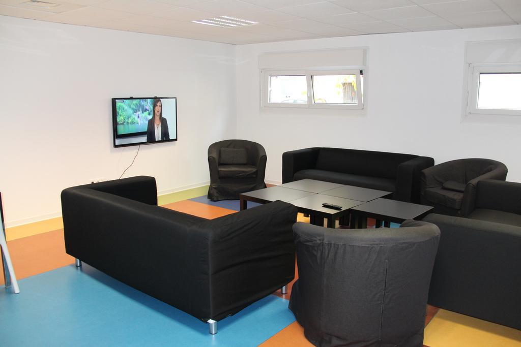 Residence Hoteliere Louise Страсбург Екстериор снимка
